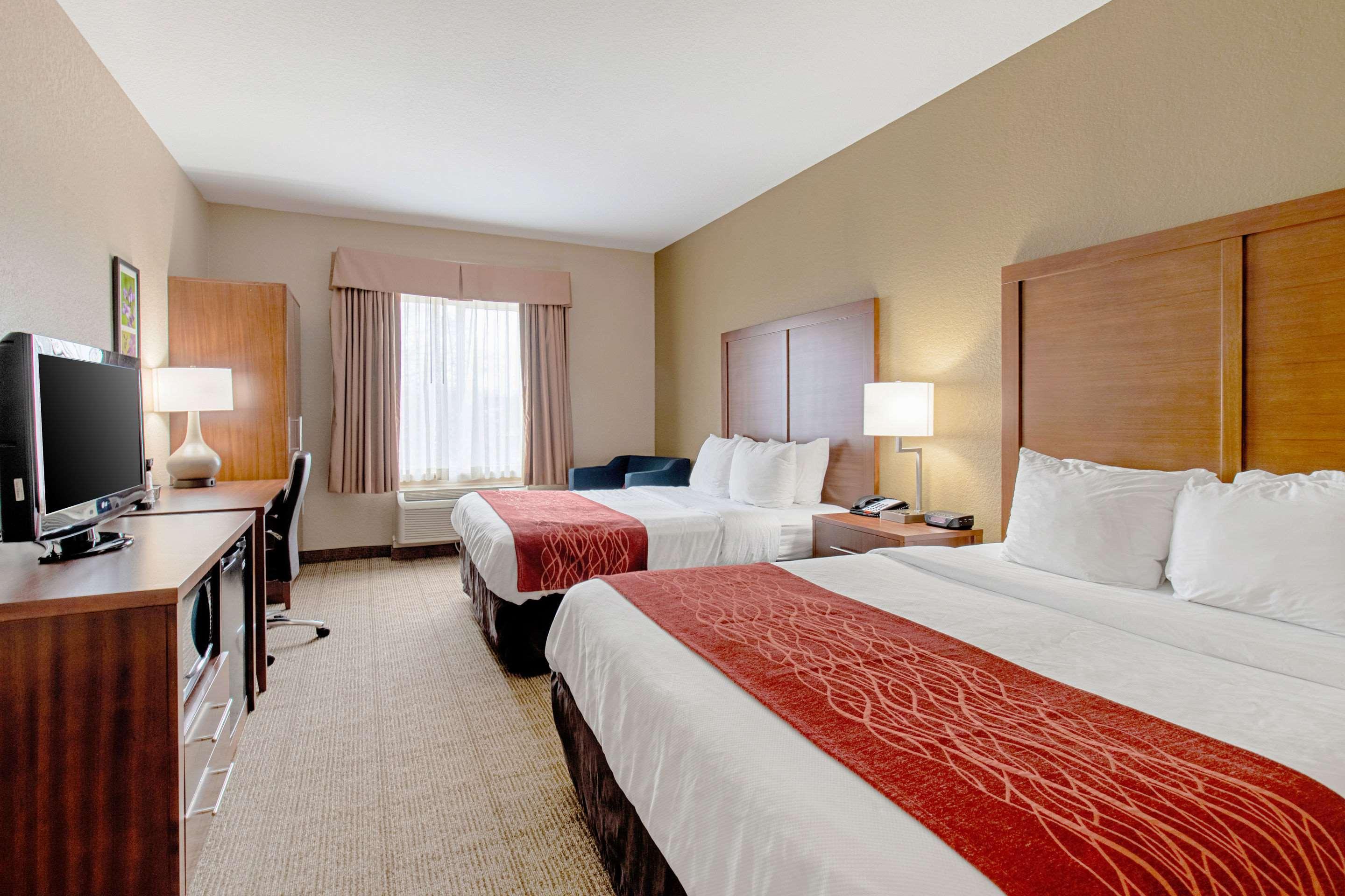 Comfort Inn & Suites And Suites Фредериксберг Экстерьер фото